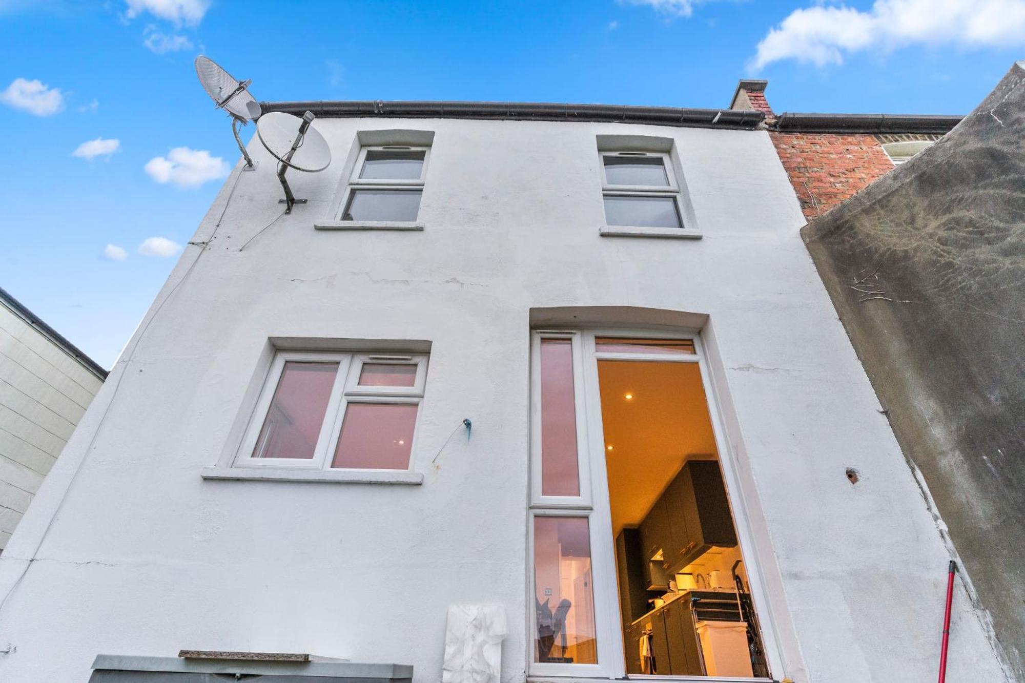 Modern Apartments London With Free Wifi Exterior photo