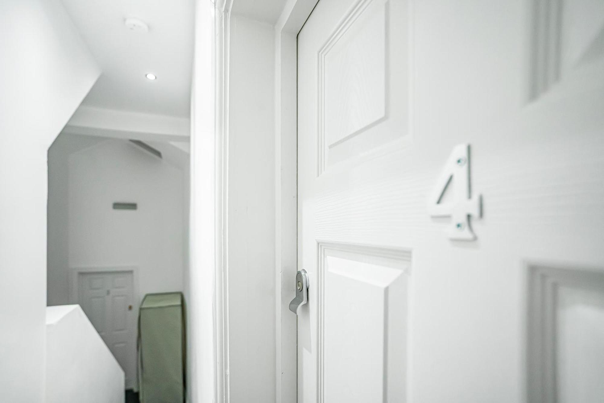 Modern Apartments London With Free Wifi Exterior photo